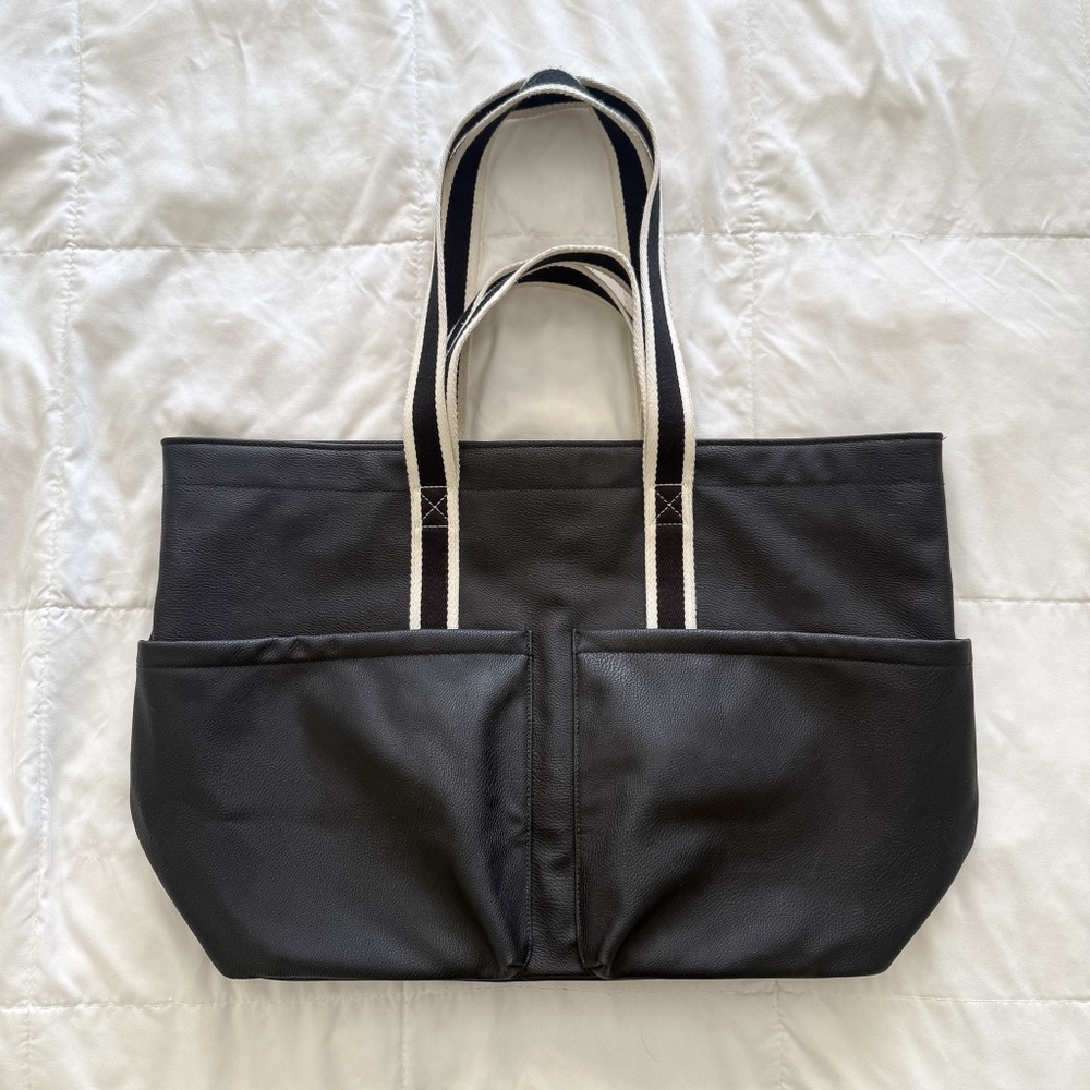 UNIVERSAL THREAD Faux Leather Tote Bag